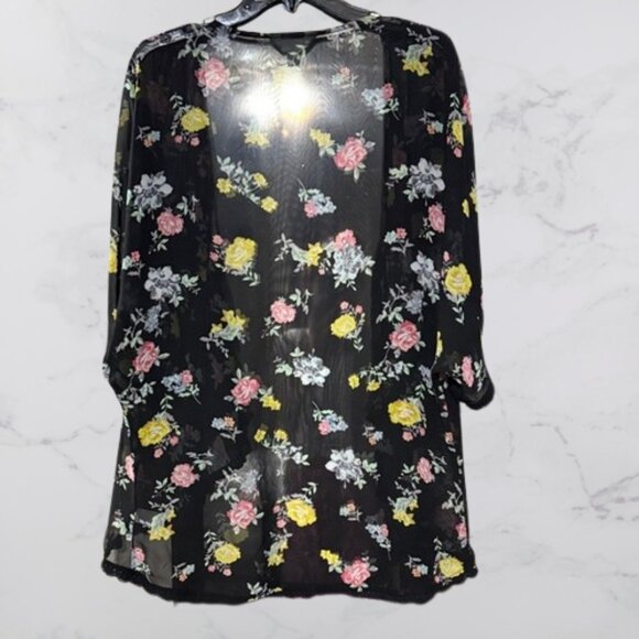 Decree Size L Floral Sheer Kimono Cardigan - Picture 2 of 3